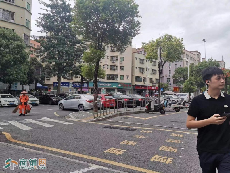 W宝安区福海街道塘尾八区十一巷盈利中餐饮店转让图2
