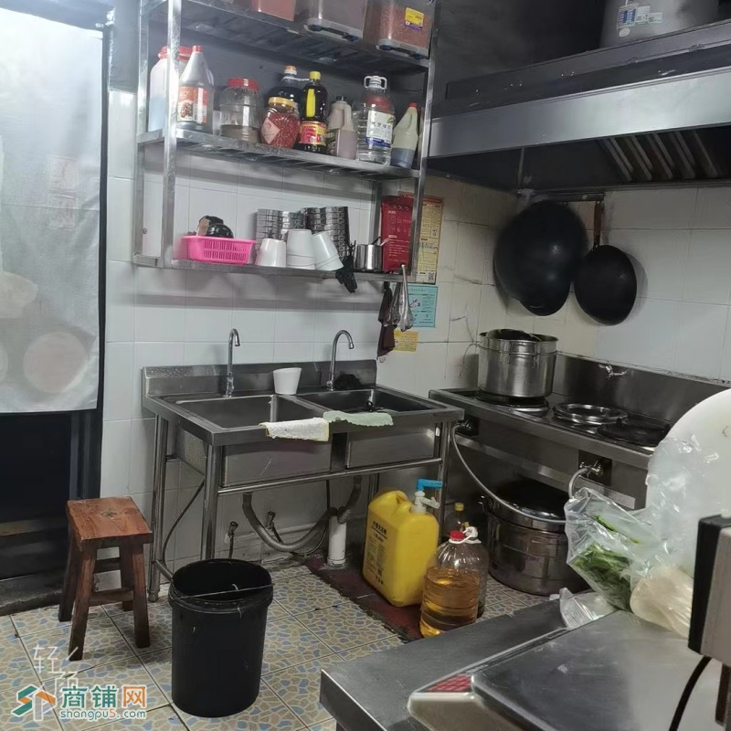 W 捡漏   宝安区坪洲  赵二东北地摊烤肉 旺铺转让图3