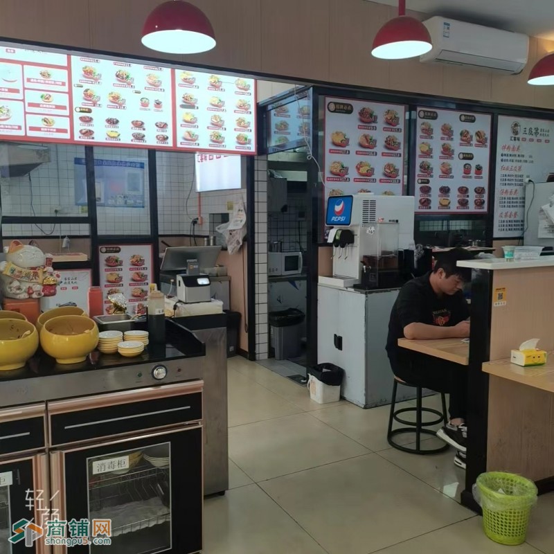 W 捡漏 龙岗区 坂田  猪脚饭汤粉王  旺铺转让图3