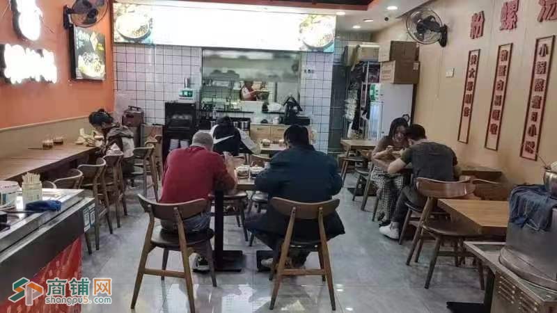 w布吉京南路螺蛳粉店转让图3