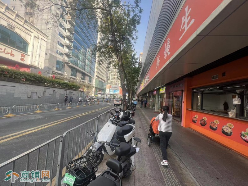 w福田高人流餐饮店转让图3