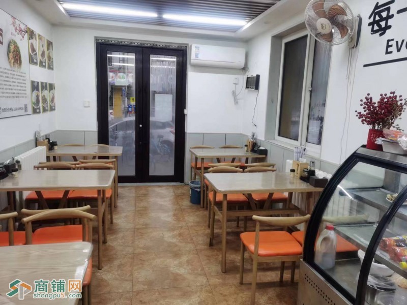 铁西区杏坛中学餐饮店面馆出兑把角租金低图3