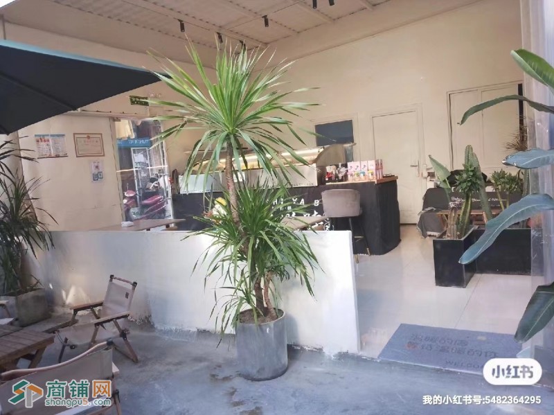 W宝安经营十年老店餐饮店整体优价转让图2