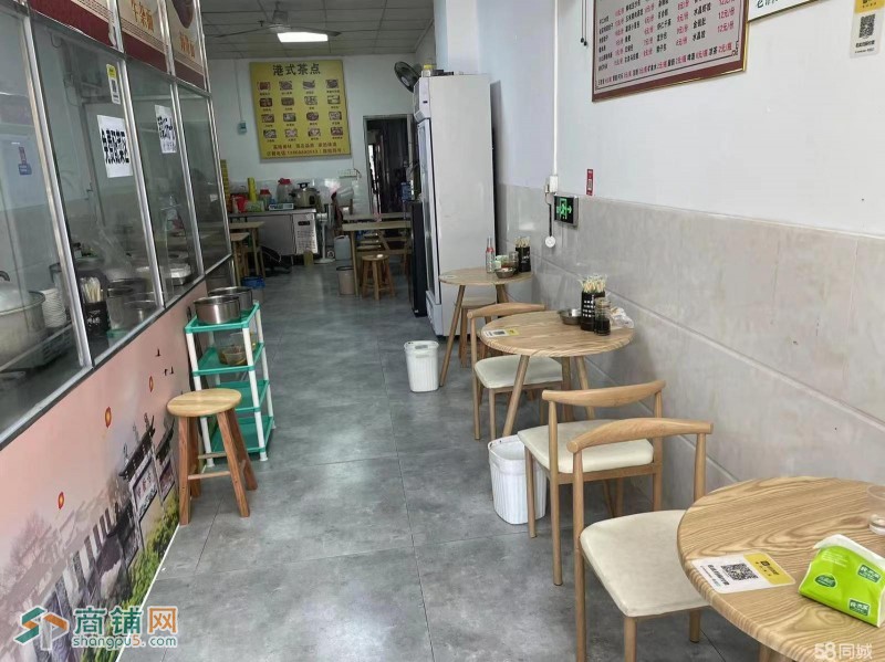 W宝安经营十年老店餐饮店整体优价转让图2