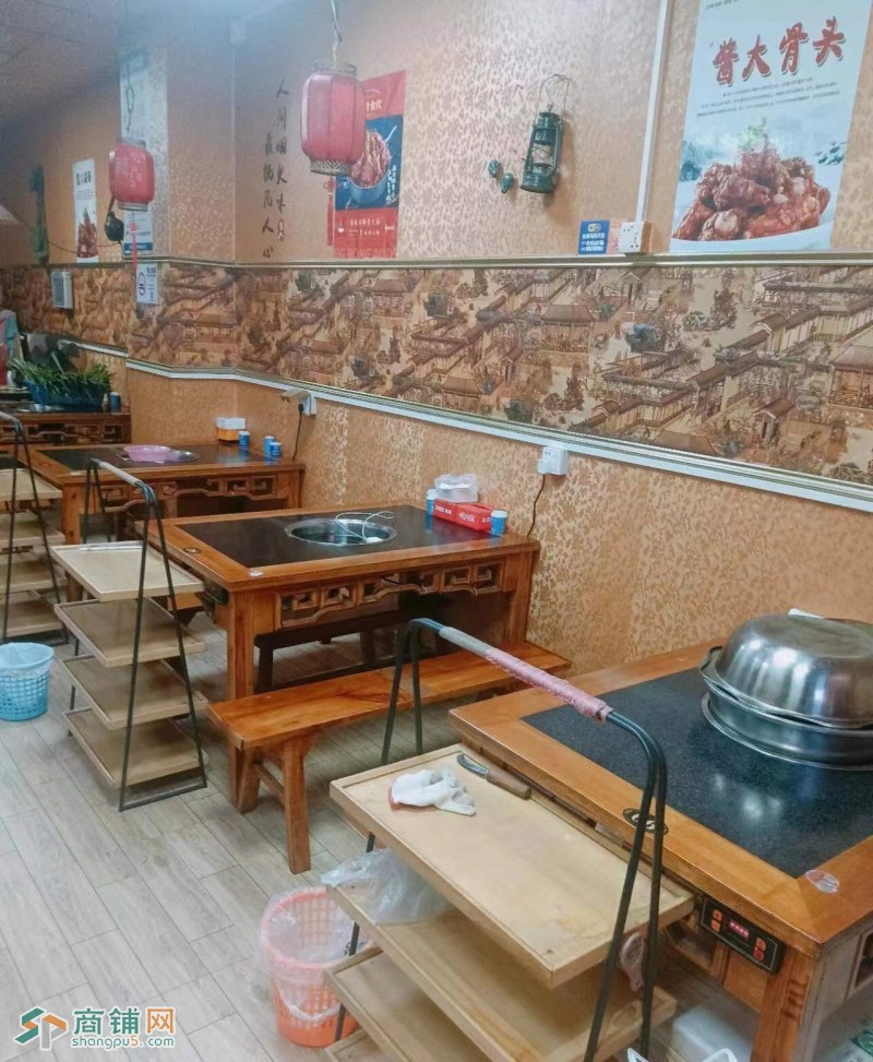 W龙华夜宵一条街棒骨火锅店转让图3