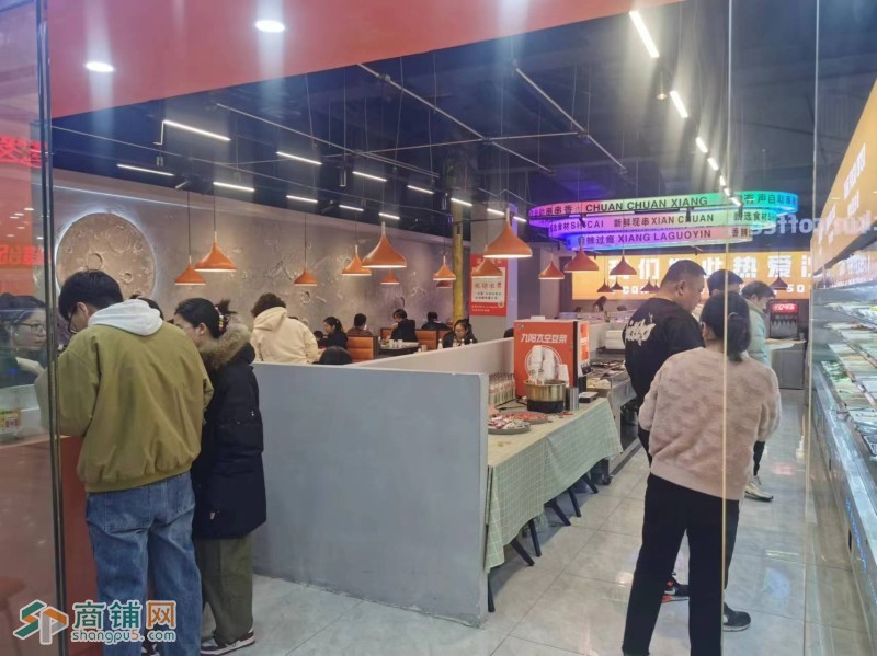 铁西北一路万达广场三楼旺铺转让图2