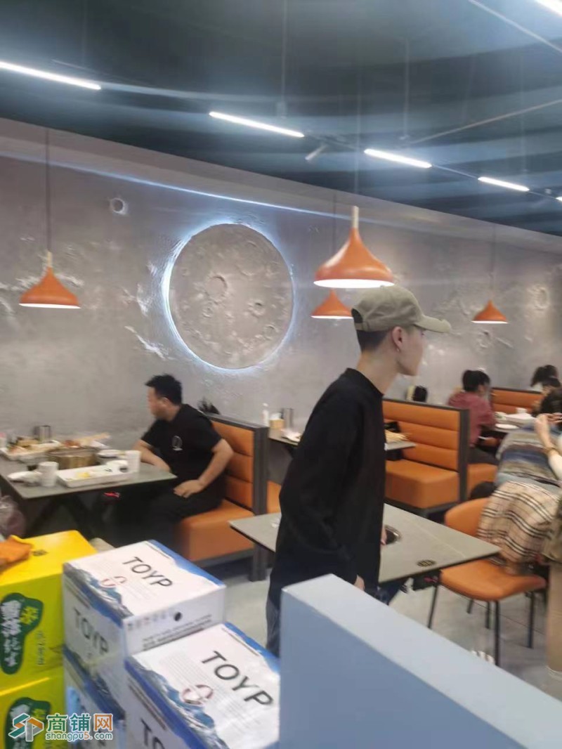 铁西北一路万达广场三楼旺铺转让图3