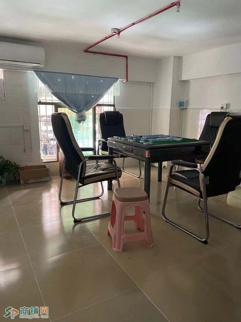 W龙华玉翠新村理发店转让图2