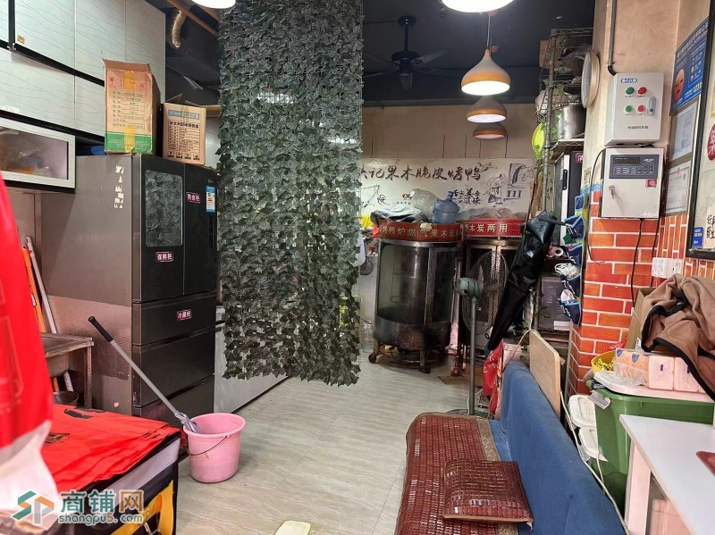 W龙岗经营十年老店小吃店整体优价转让图2