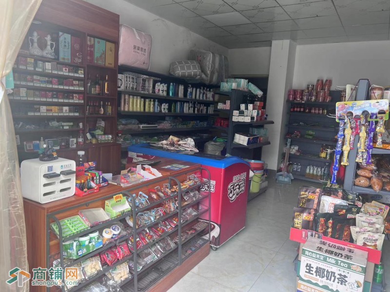 W龙华大浪产业园便利店图2