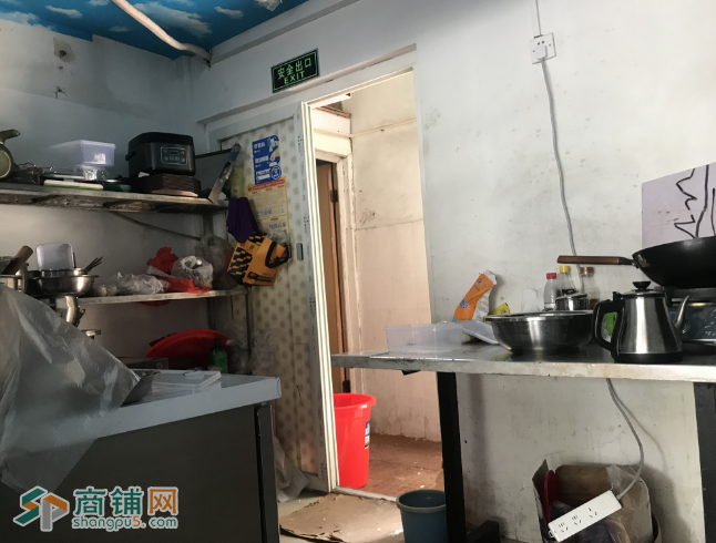 :宝安西乡40平餐饮店转让图3