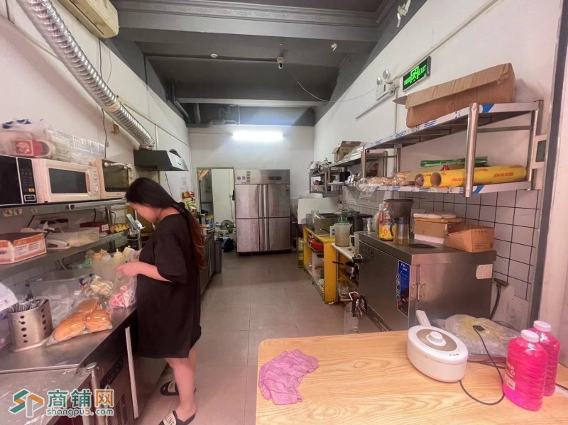 宝安区坪洲城中村商铺图3