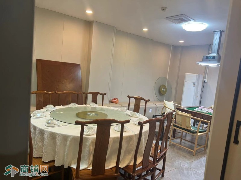 龙华区大浪街道华宁路13-5号餐饮铺低价转让w图3