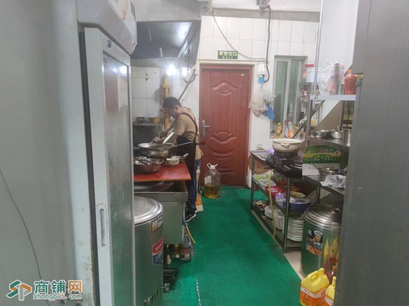 W龙岗区临街商铺图3