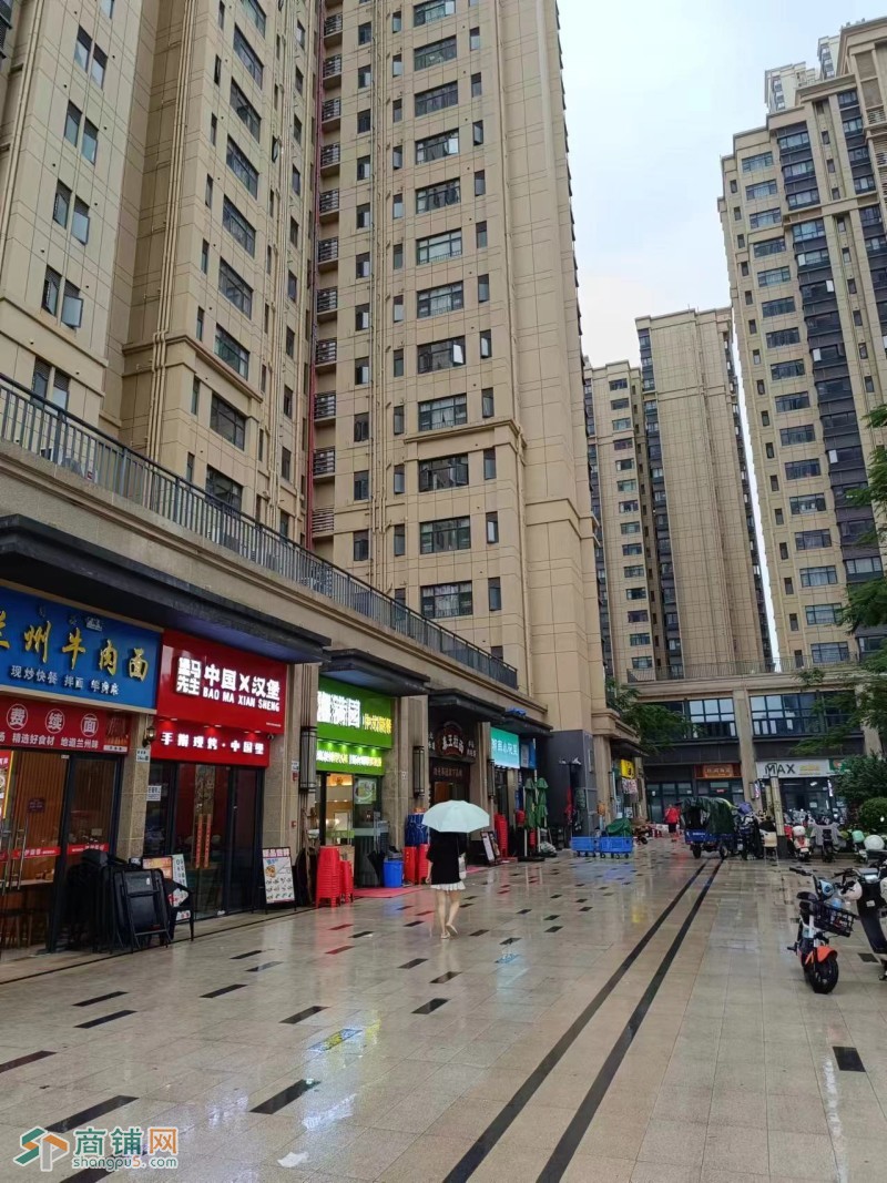 龙岗区龙城街道高档小区底商中国汉堡旺铺转让W图2