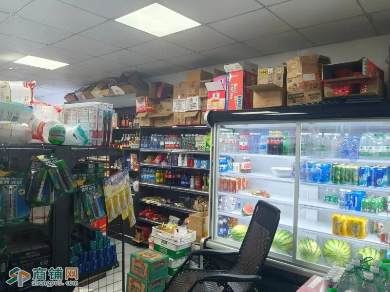 龙华上芬坳头新村临街便利店转让图2