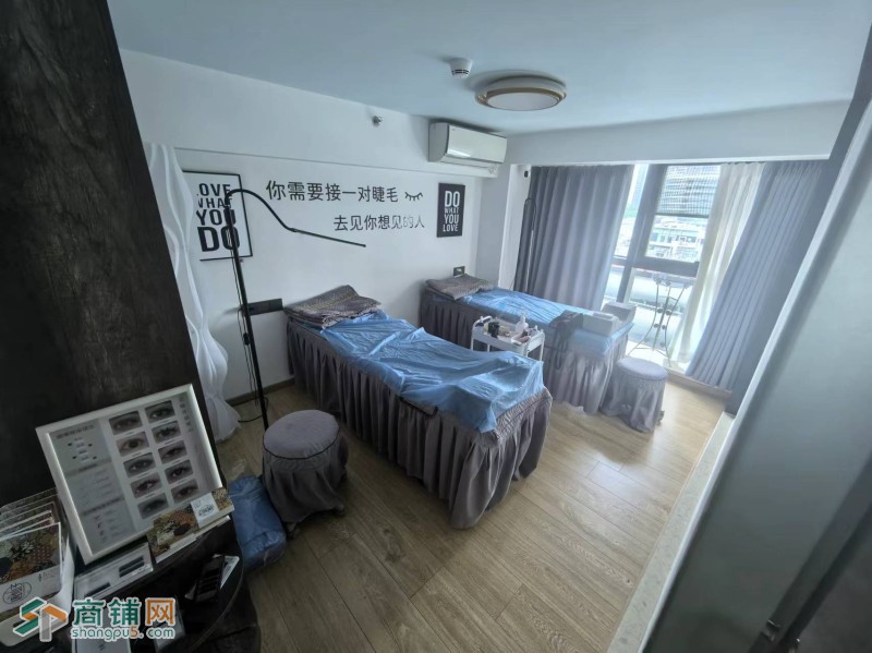 w龙华红山地铁口美容美甲图2