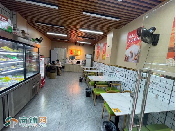 福田区饱饱麻辣烫图3