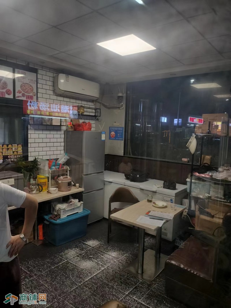 龙华地铁旁至尊披萨图2