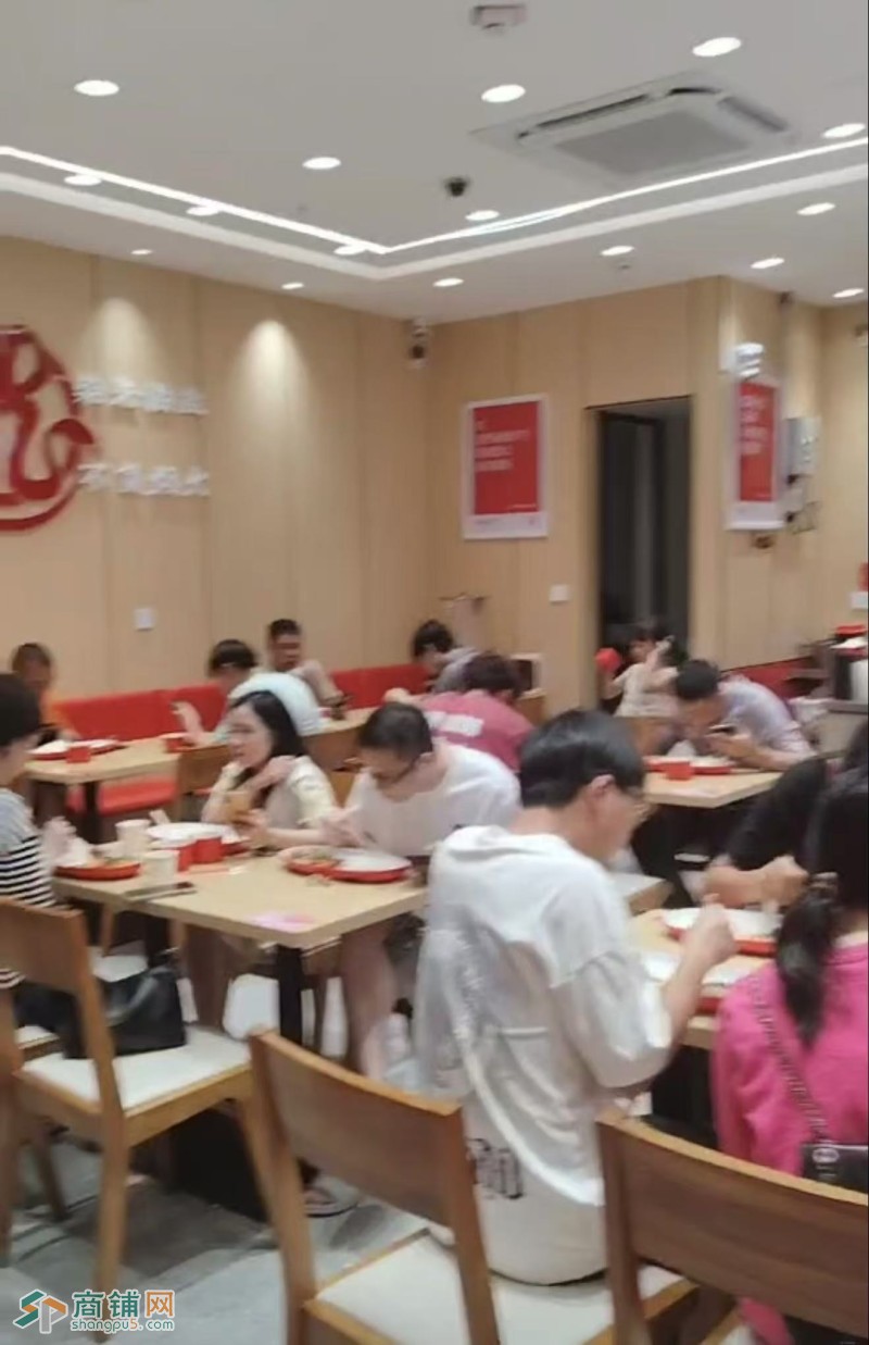 W龙华餐饮店整体优价转让图2