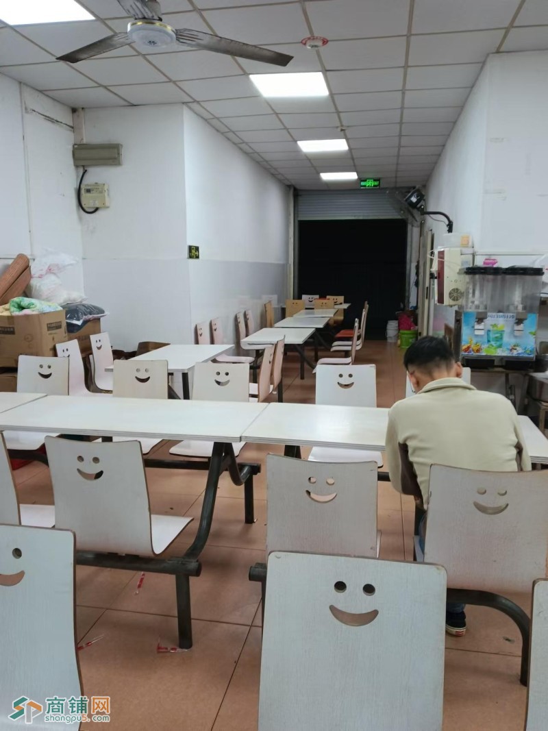 深圳市宝安区信达蒸菜馆旺铺转让W图2