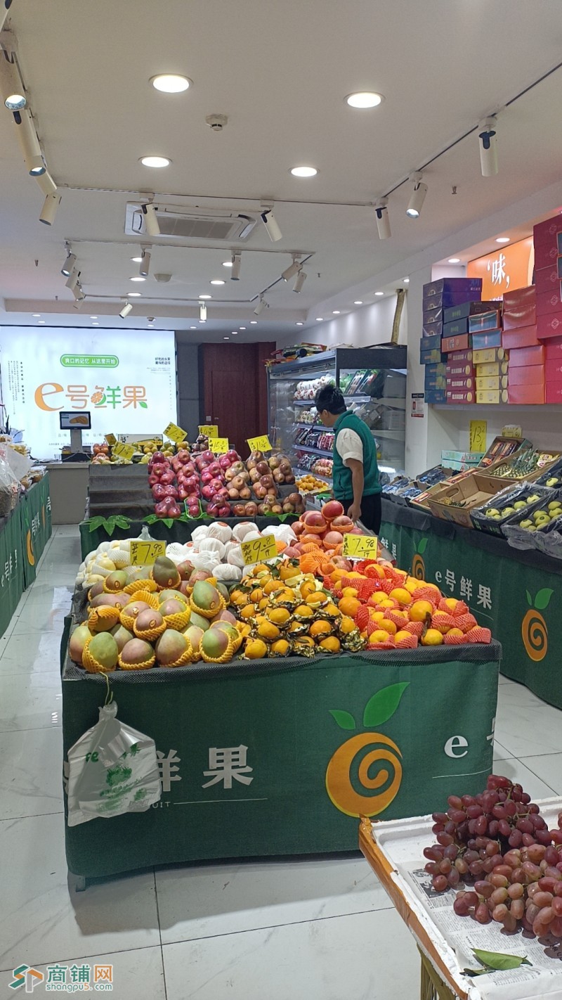 W光明区光明街道旺铺水果店转让图3