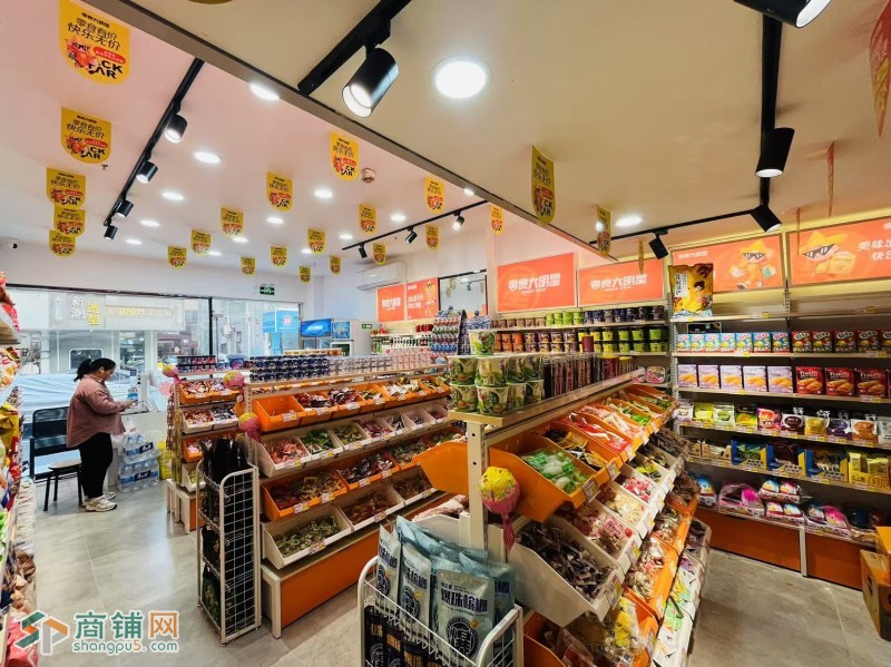 w龙岗区 零食大明星 旺铺转让图3