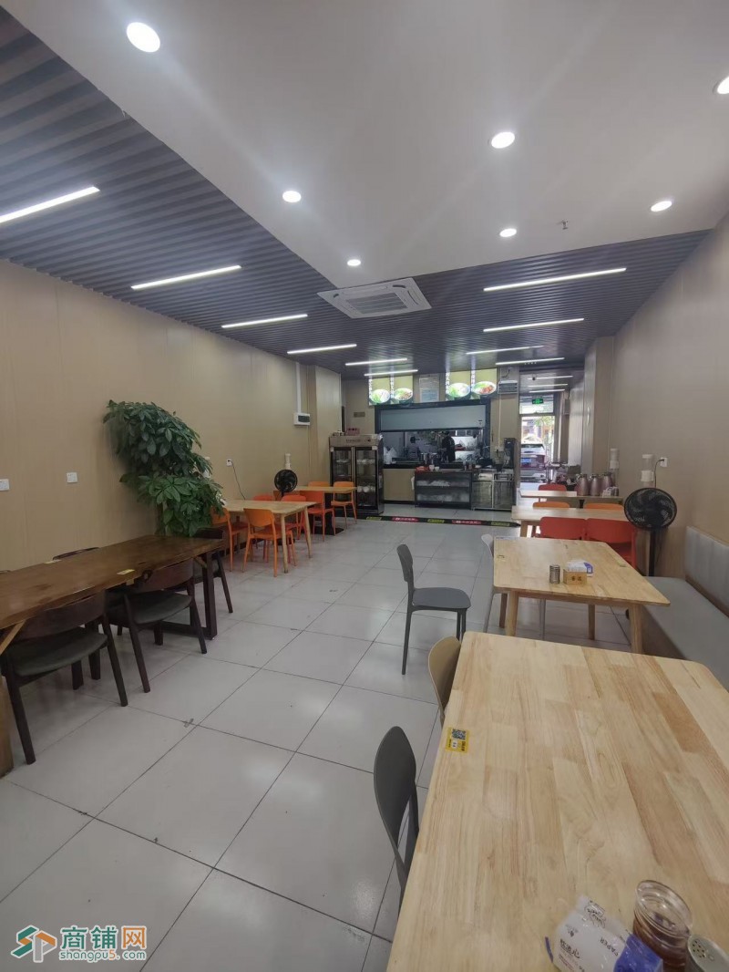 W龙岗餐饮店整体优价转让图2