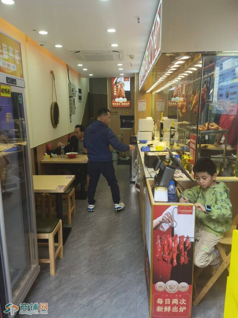 W福田沃尔玛商超店铺图2