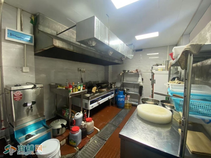 西乡街道迪福路饭戒小碗菜旺铺转让w图2