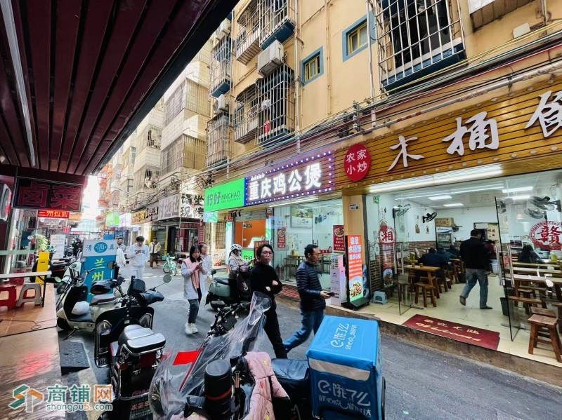 w龙华区 重庆鸡公煲 旺铺转让图3