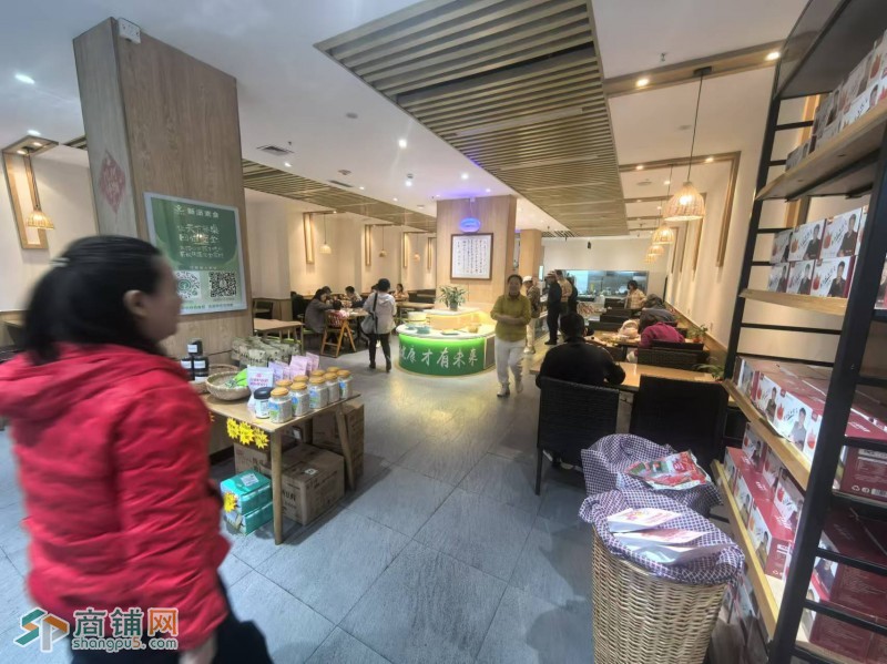 w宝安西乡桃源地铁口310平餐饮图2