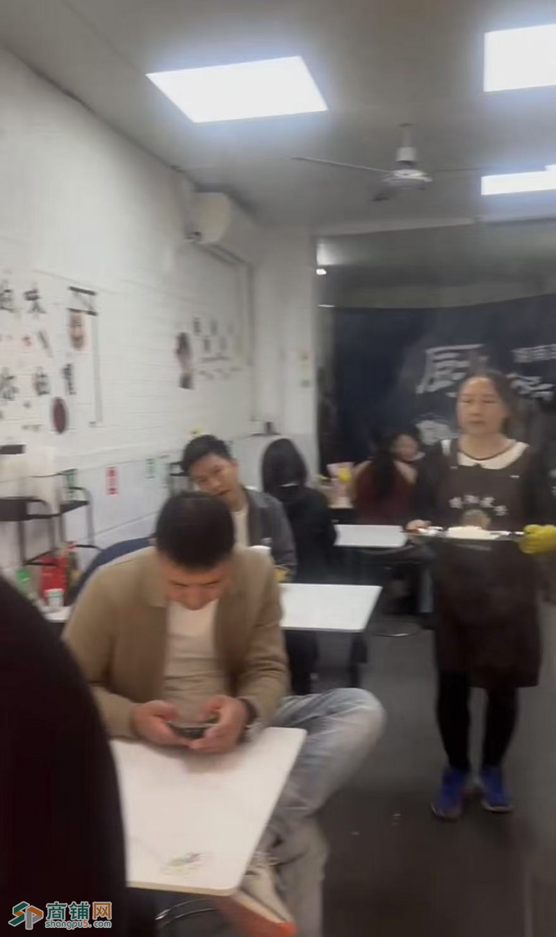 W福田餐饮店整体优价转让图3