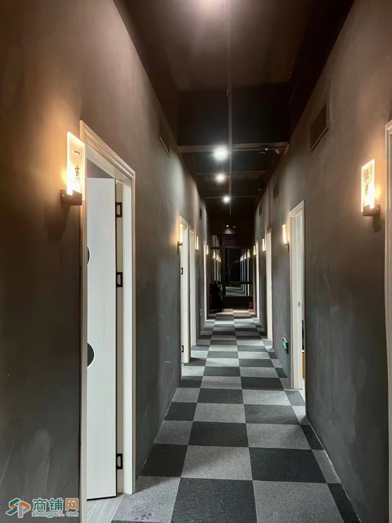 W龙岗区六约旺铺桌球棋牌室整体转让图2