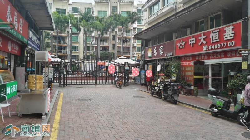 W龙岗乐家生活超市转让图2
