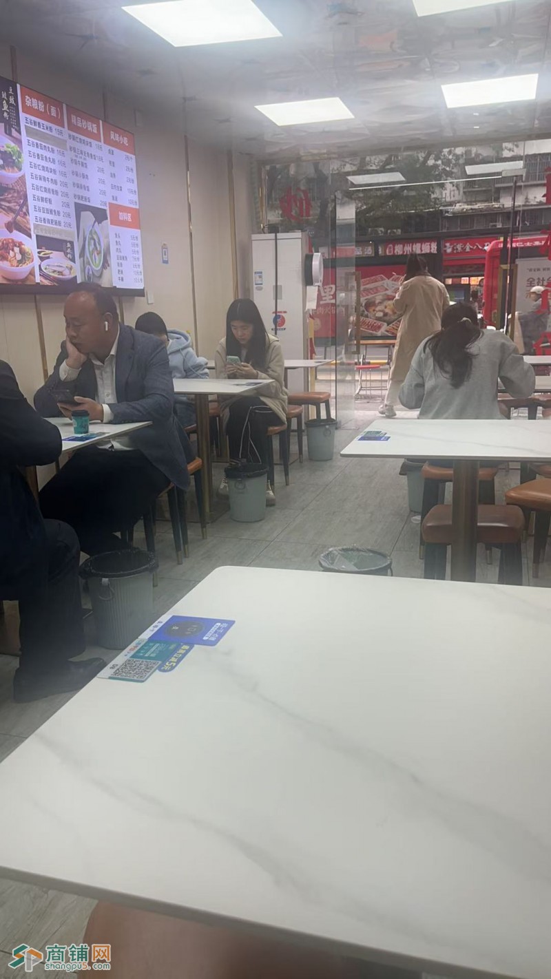 W福田餐饮店整体优价转让图3