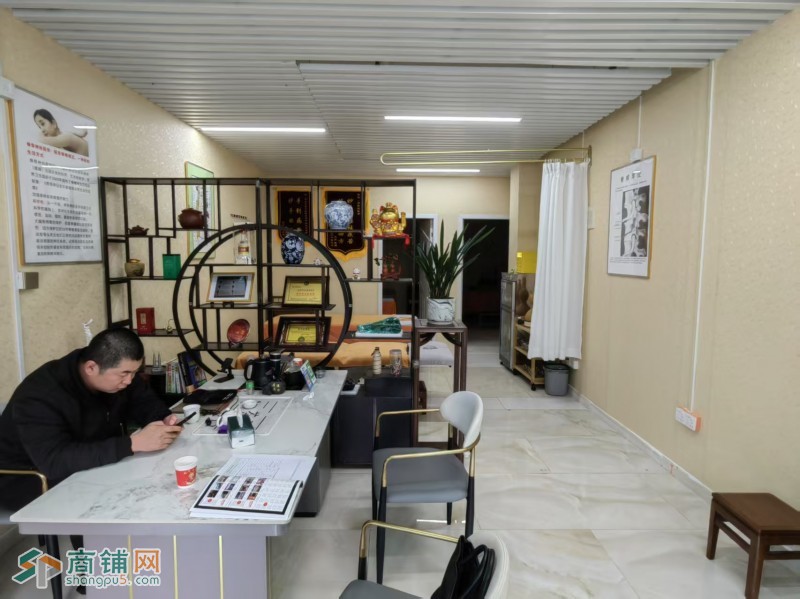 W福田区八卦三路旺铺理疗养生馆转让图2