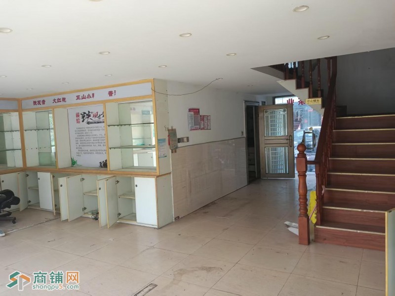 龙华区观湖金雄达广场旺铺招租W图3