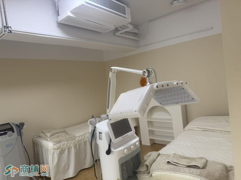 W龙岗美容店整体优价转让图3