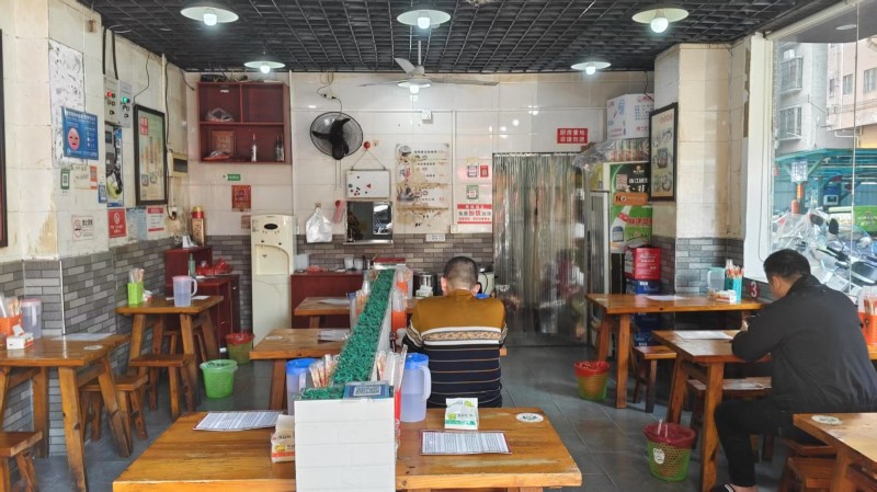 龙华墩背新村风味木桶饭转让W图2