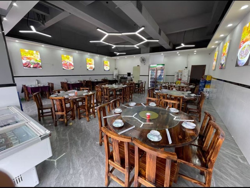 W宝安餐饮店整体优价转让图3