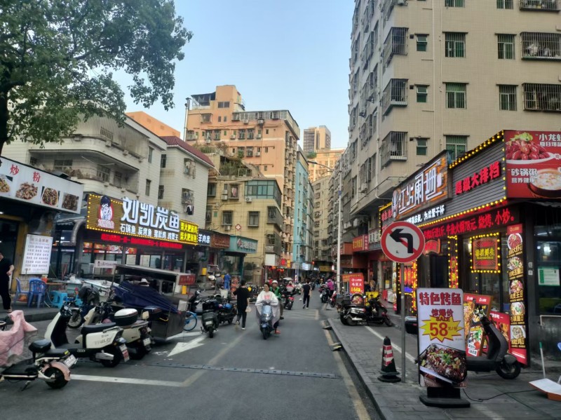 w宝安（流塘）红火阑珊城市宵夜中心图3