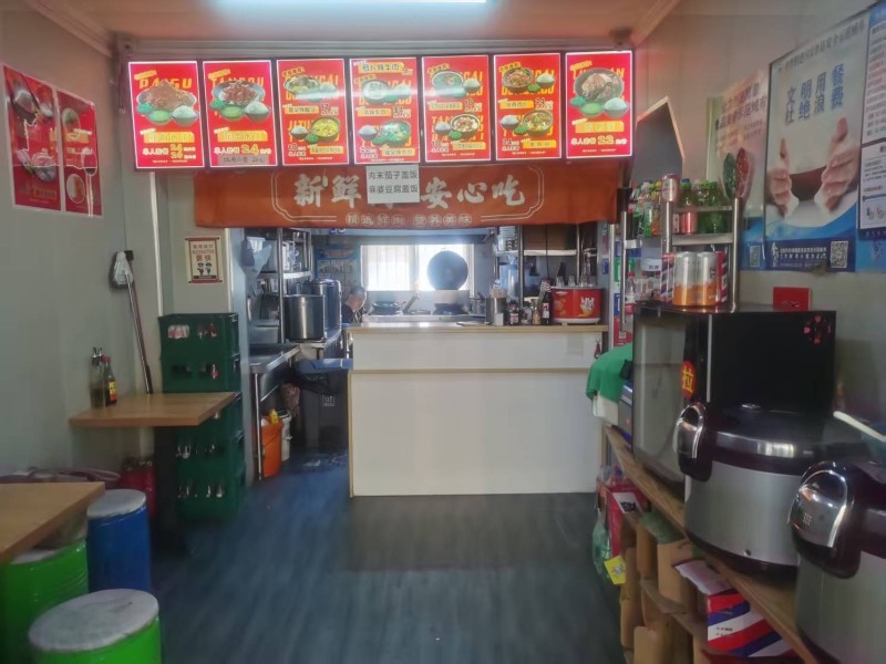 W和平区南八马路餐饮店出兑附近医院人流大图5