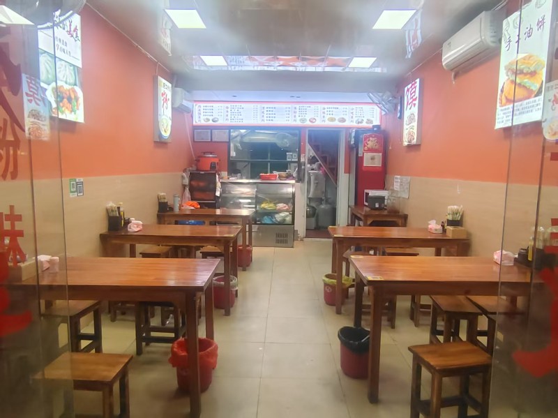 W龙华区大浪红红香肉夹馍特色小吃店转让图2