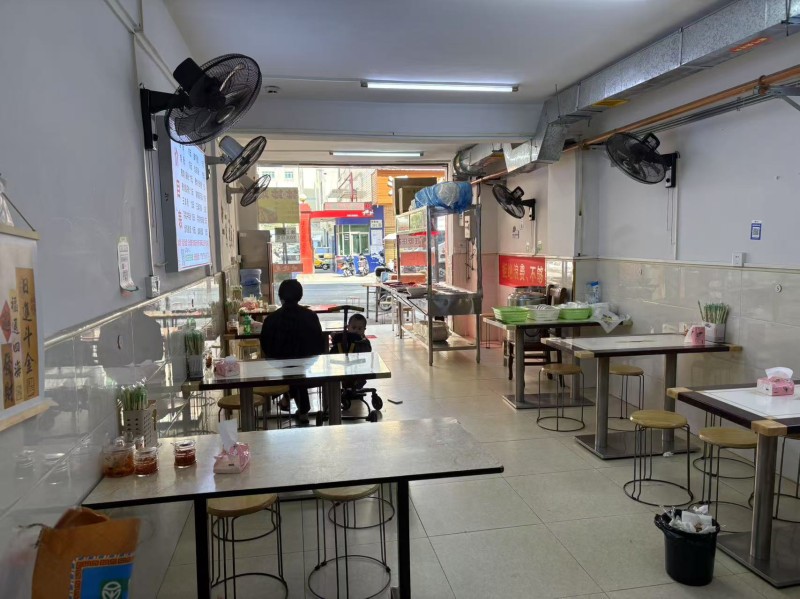 龙华和盛嘉工业园旺铺餐饮店转让w图2