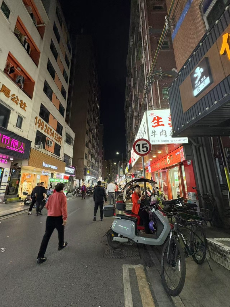 光明区凤凰街道旺铺餐饮店转让w图2