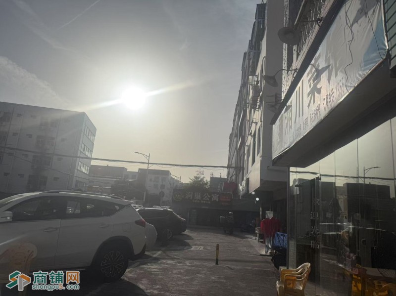 W龙岗餐饮店整体优价转让图3