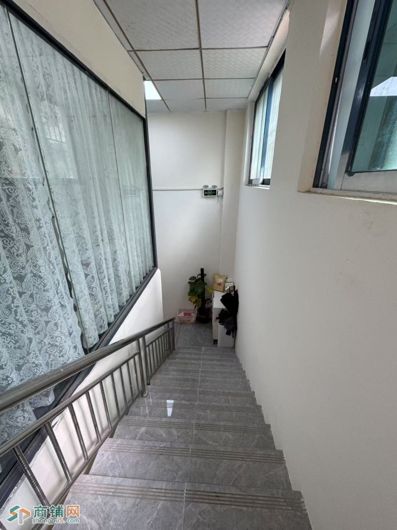 龙岗区在营业美容店整体优价转让W图5