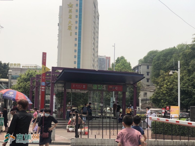 地铁出口写字楼配套小商铺图3