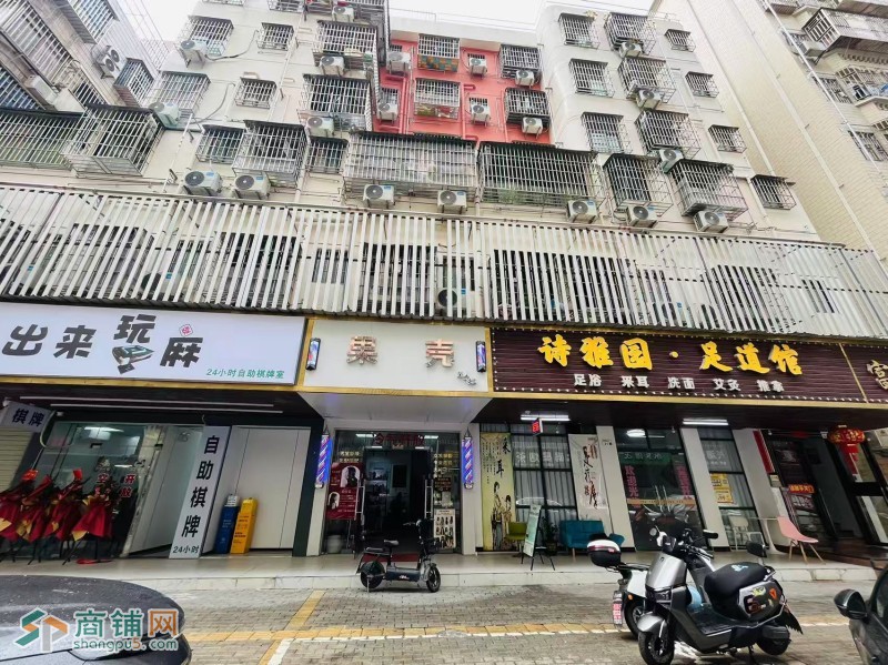 w龙岗区 果壳理发店 旺铺转让图2